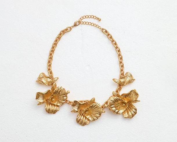 Medium Clipping-path-before