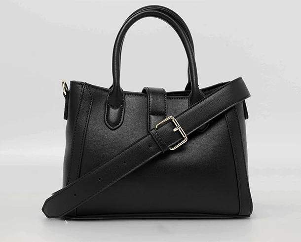 simple-clipping-path-of-bag-before-